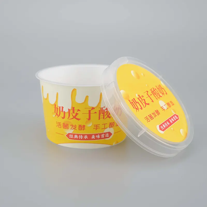 Stampaggio ad iniezione di etichette IML per tazza di yogurt in PP